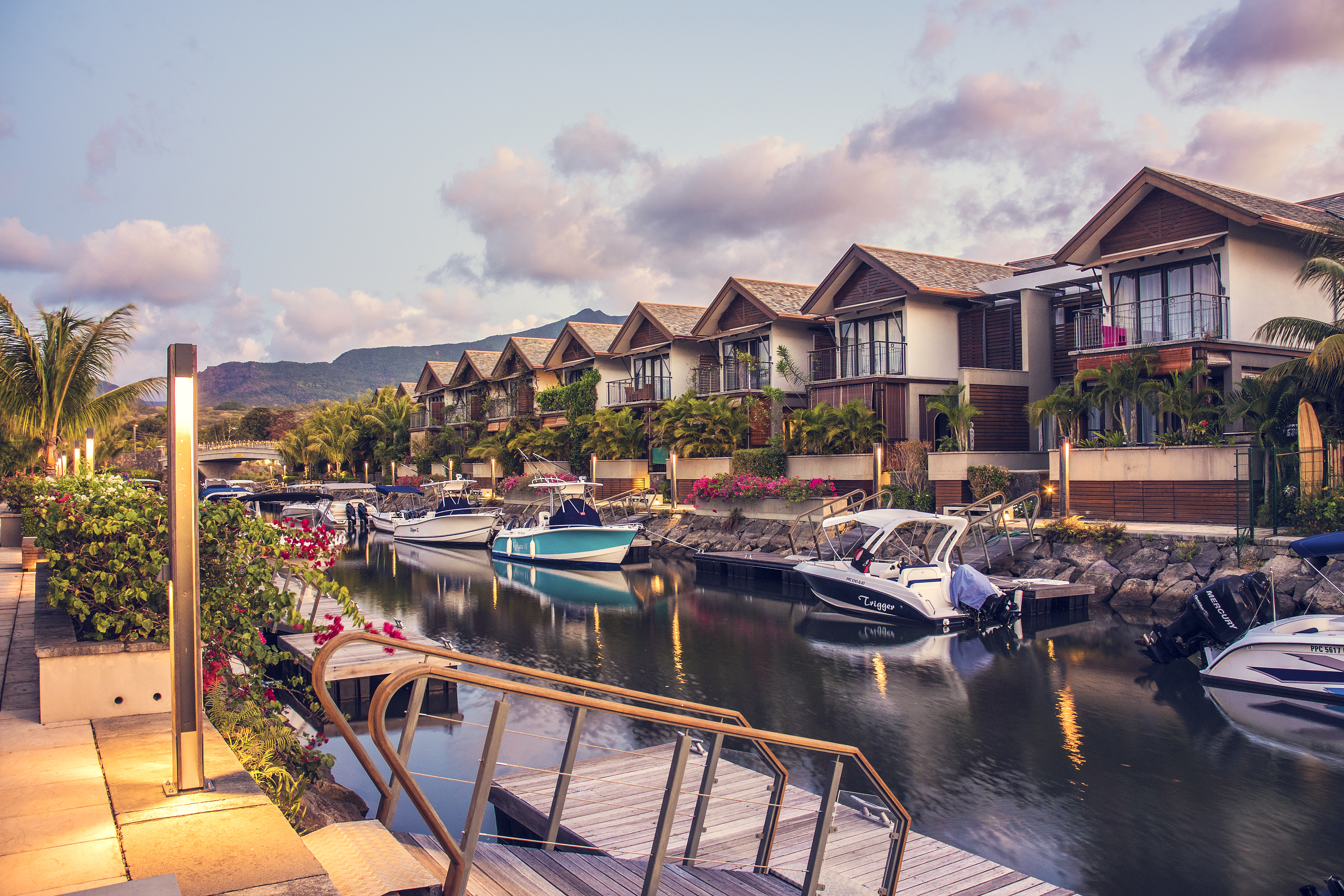 West Coast - The Waterclub